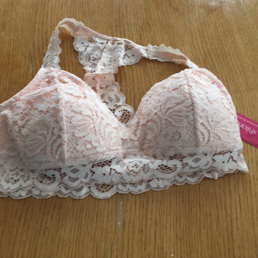 New with tags Xhilaration lace bra size small